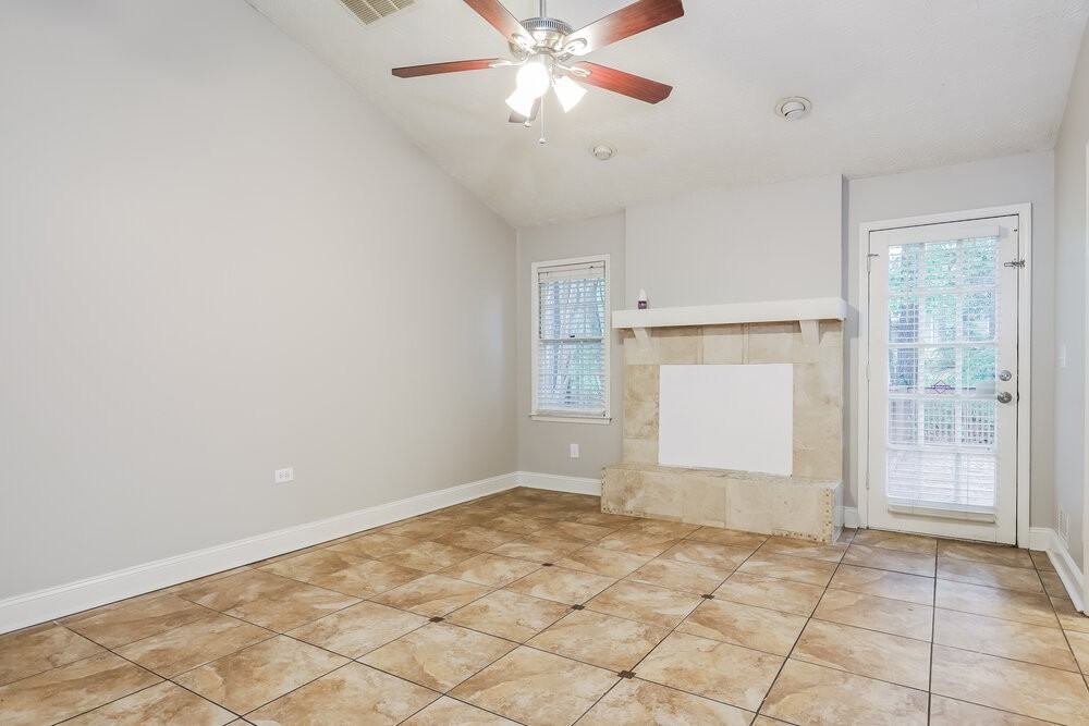 1019 River Stone Ct - Photo 4 of 15