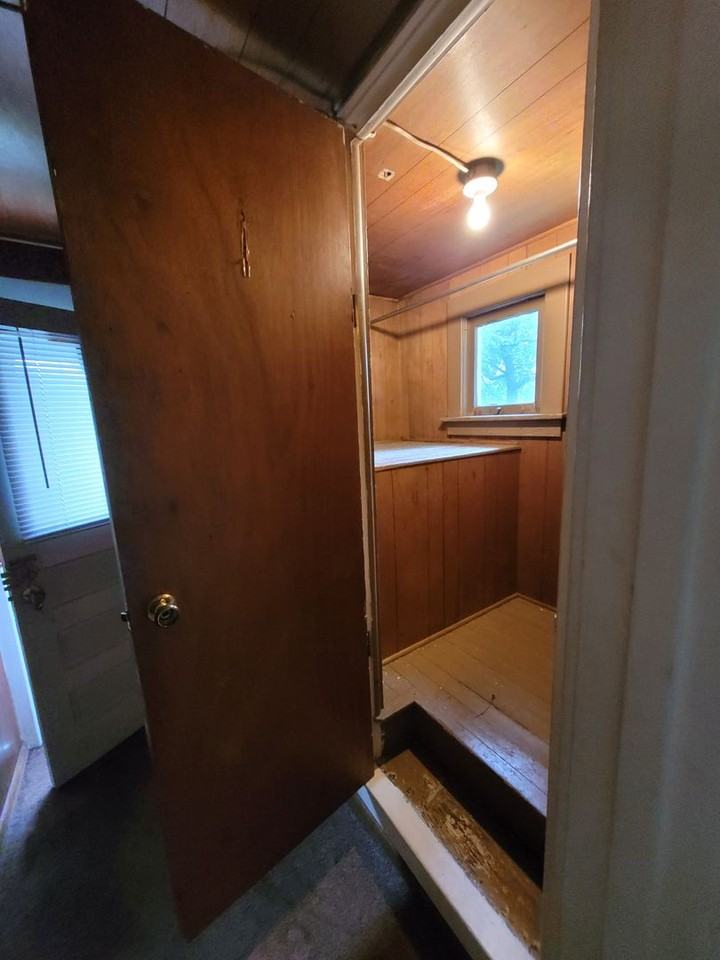 410 S. Main - Photo 3 of 16