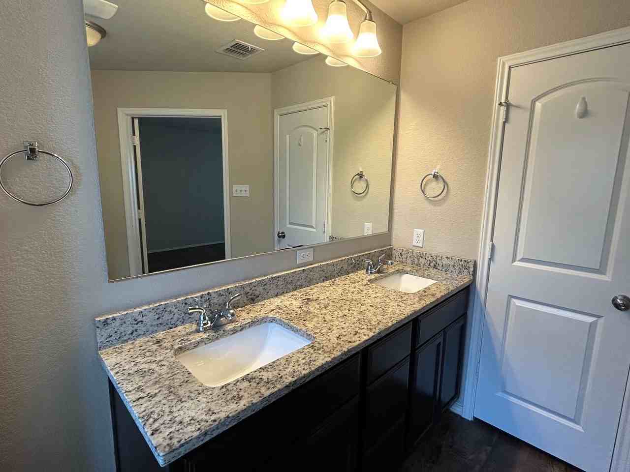 4104 Riata Ranch Rd - Photo 2 of 15
