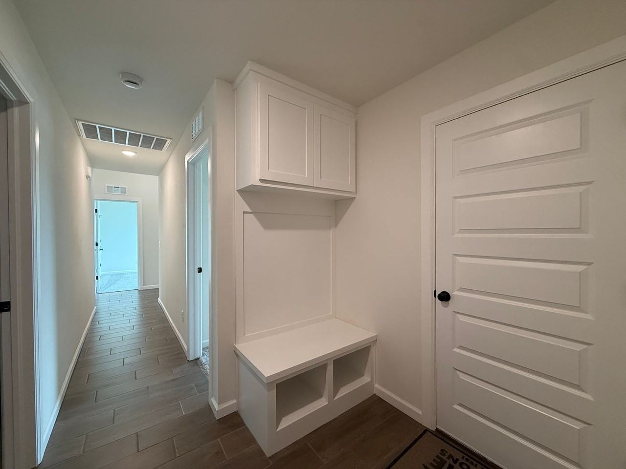 18116 Austin Ct - Photo 5 of 30