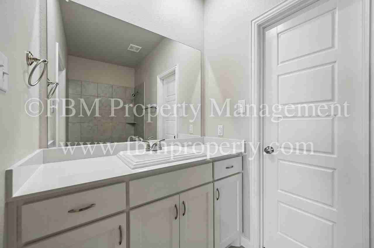 2113 Luna Dr - Photo 6 of 50