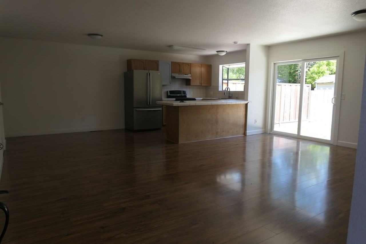 69 Maranatha Dr - Photo 3 of 14