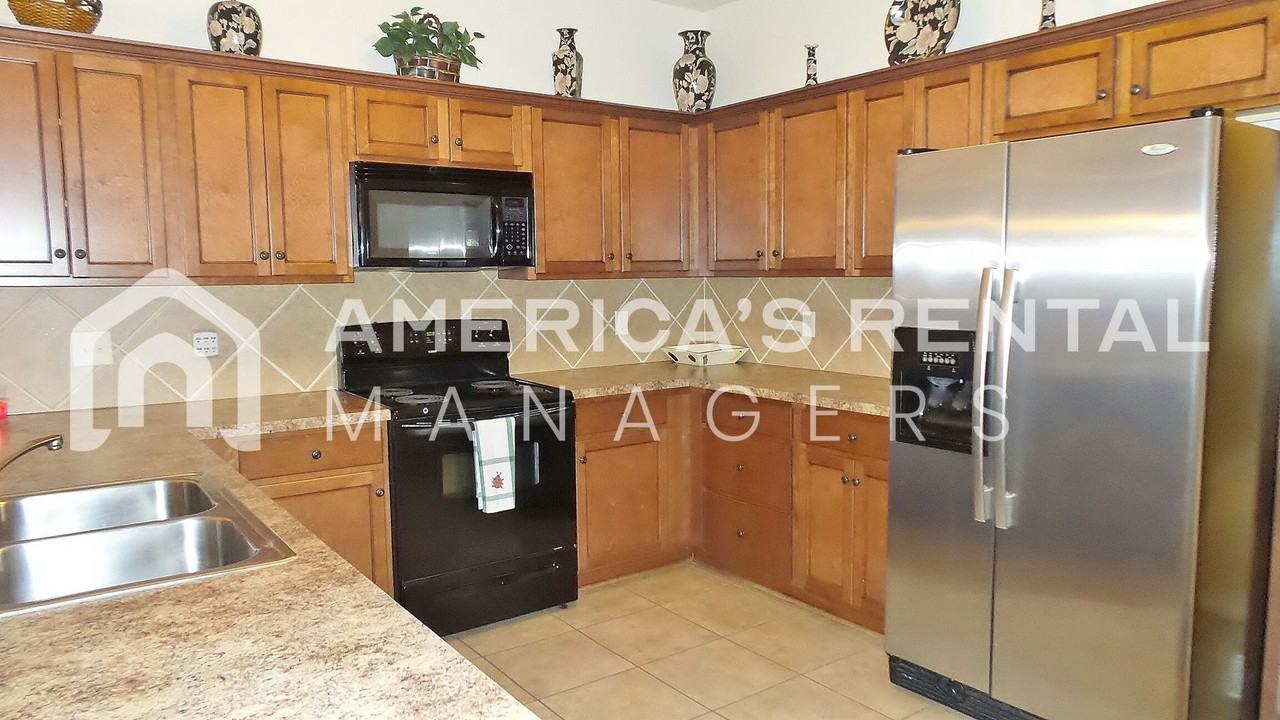 5187 Sterling Glen Dr - Photo 6 of 19