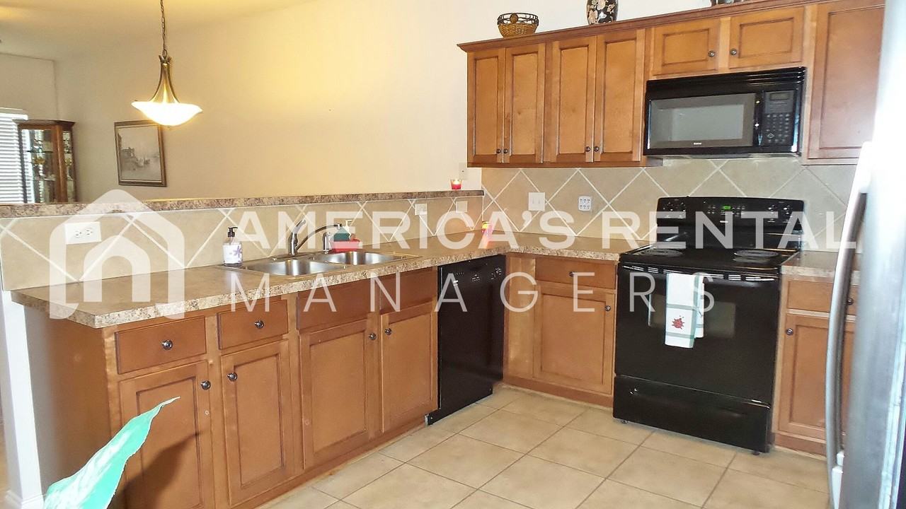 5187 Sterling Glen Dr - Photo 7 of 19
