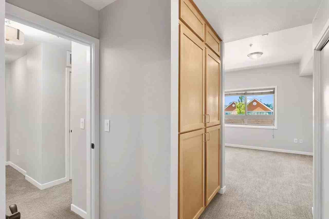 1127 Broadway St Ne #212 - Photo 7 of 11