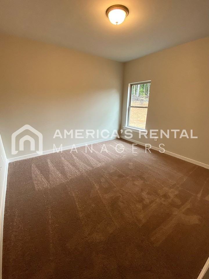 10905 Woodland Dr - Photo 7 of 17