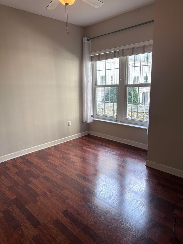 195 14th St Ne #307 - Photo 3 of 15