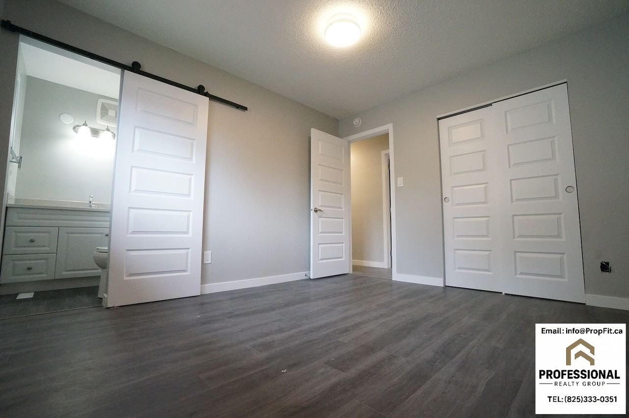 3004 79 St Nw - Photo 3 of 10