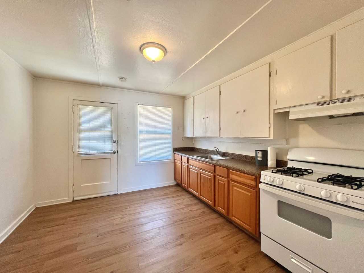 591 A Street - Photo 3 of 9