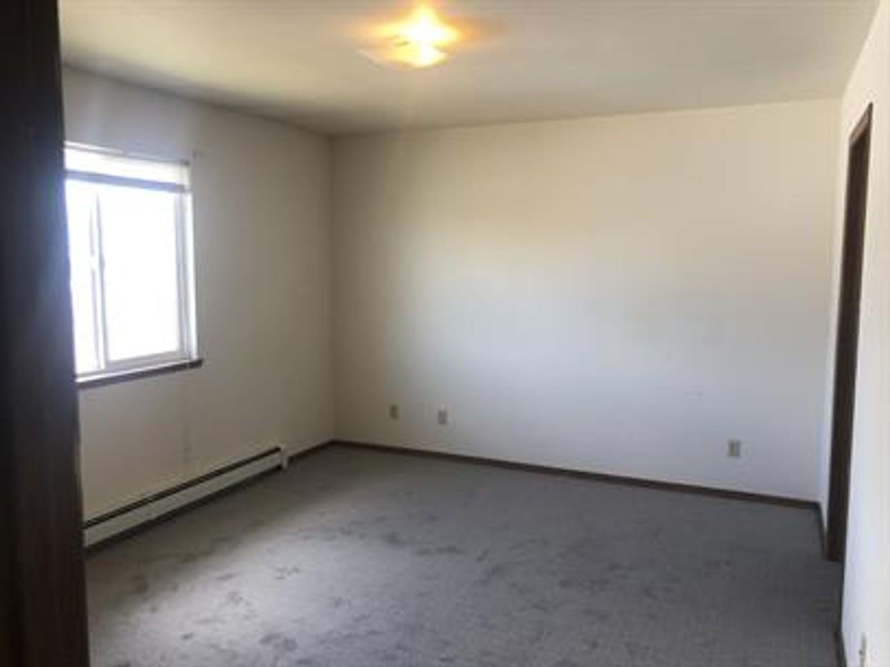 94 North Grogan Street - Photo 4 of 9