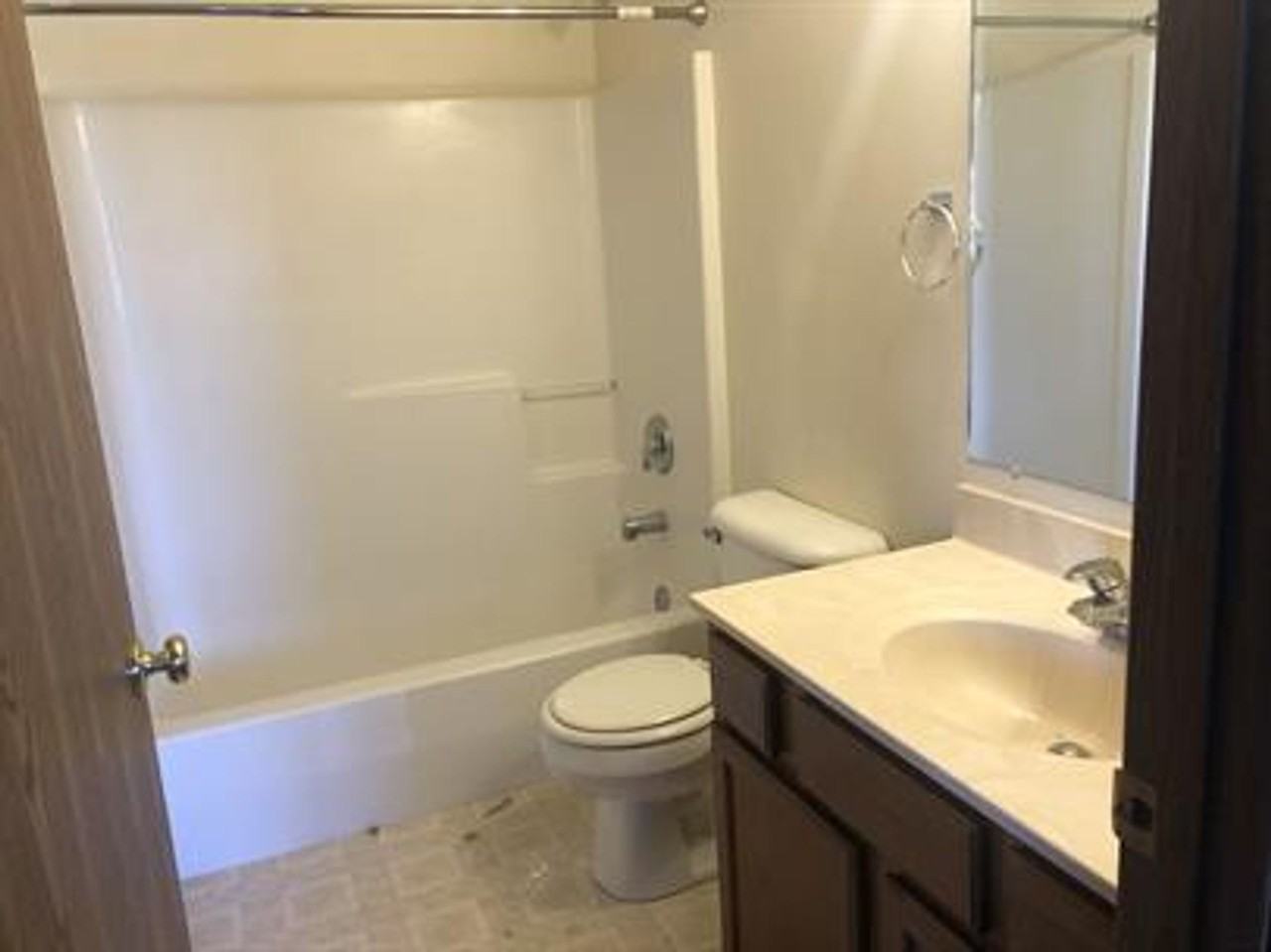 94 North Grogan Street - Photo 6 of 9