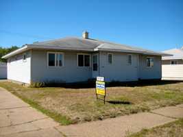 featured image of 2738 Eau Claire Street