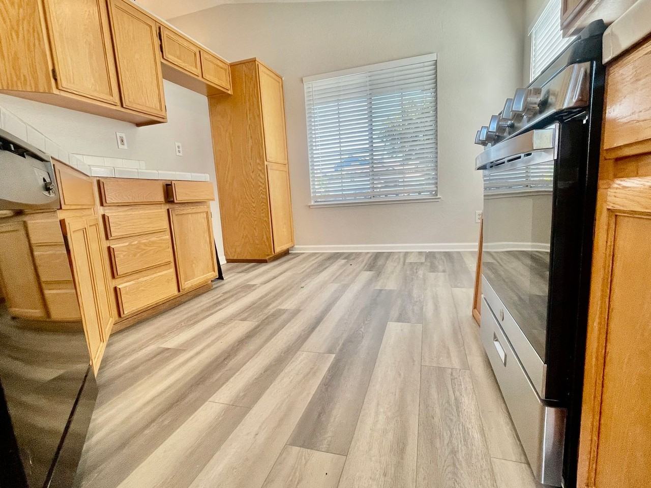 5218 Roundup Way - Photo 5 of 14