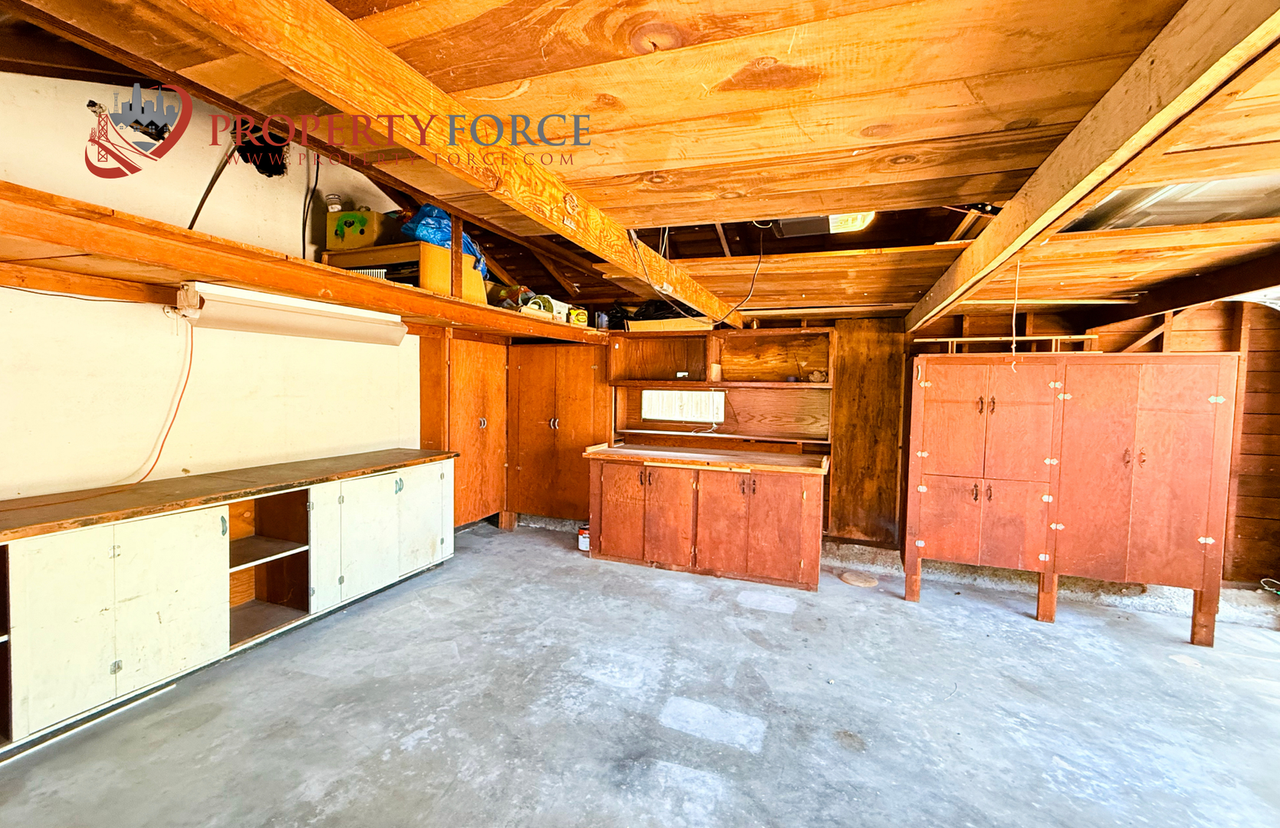 1623 Howard Ave - Photo 7 of 42