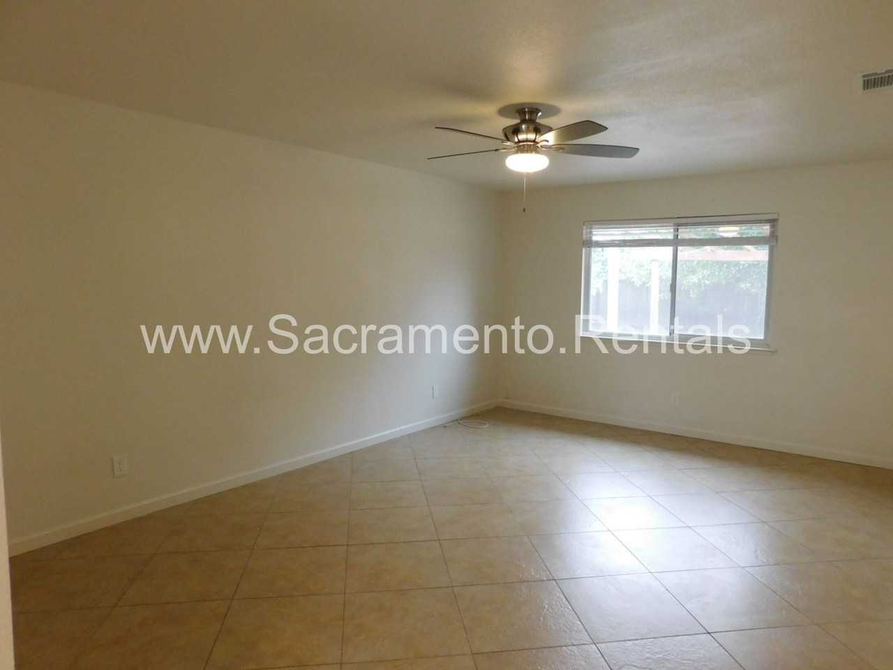 101 Kennelford Cir - Photo 2 of 23