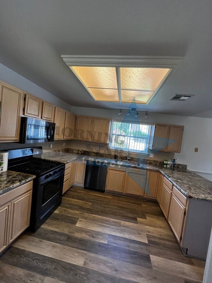703 City View Dr - Photo 6 of 35