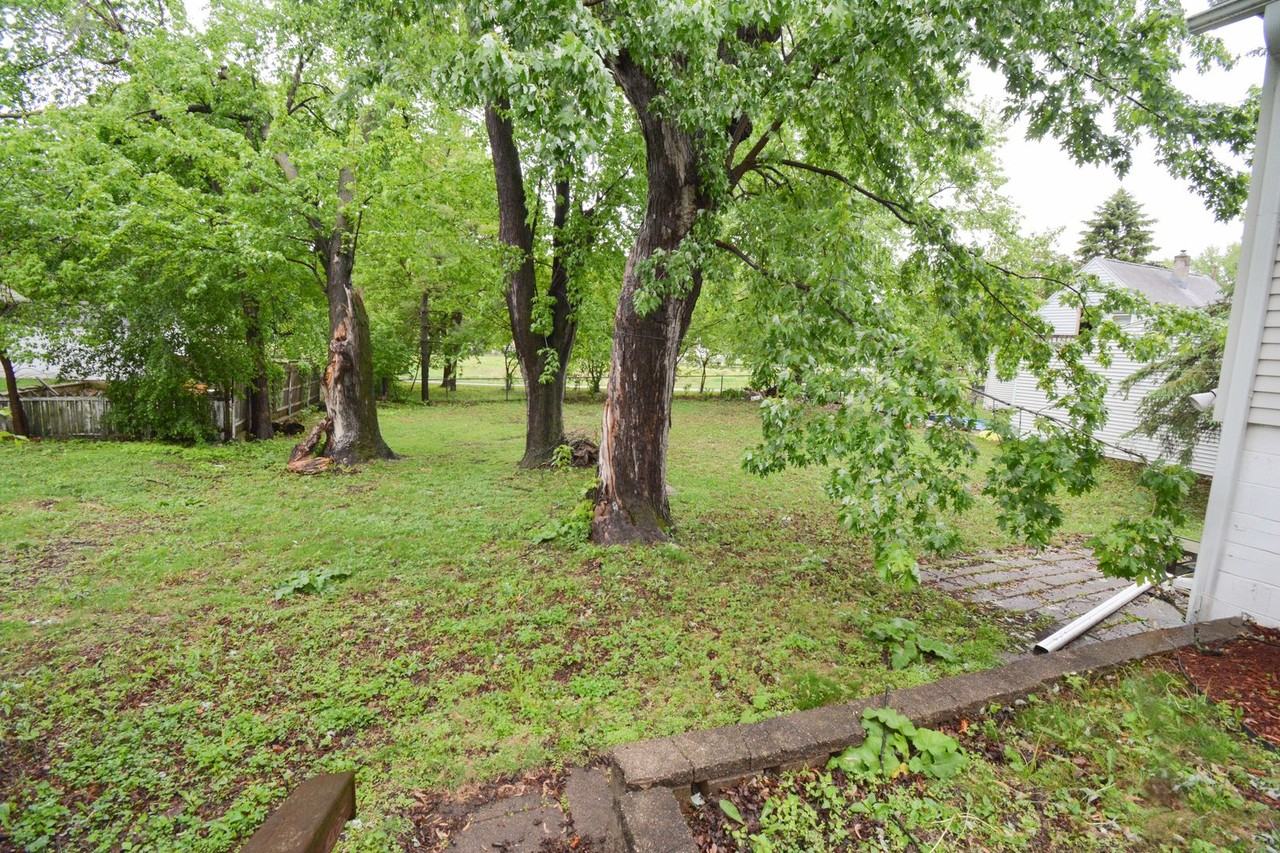 415 10th St Nw - Photo 2 of 13