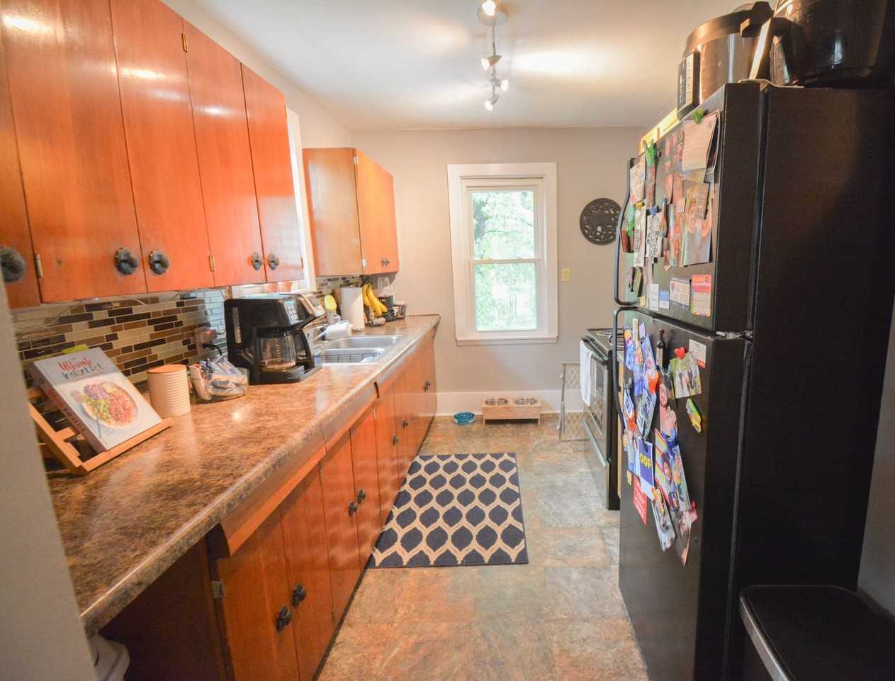 415 10th St Nw - Photo 5 of 18