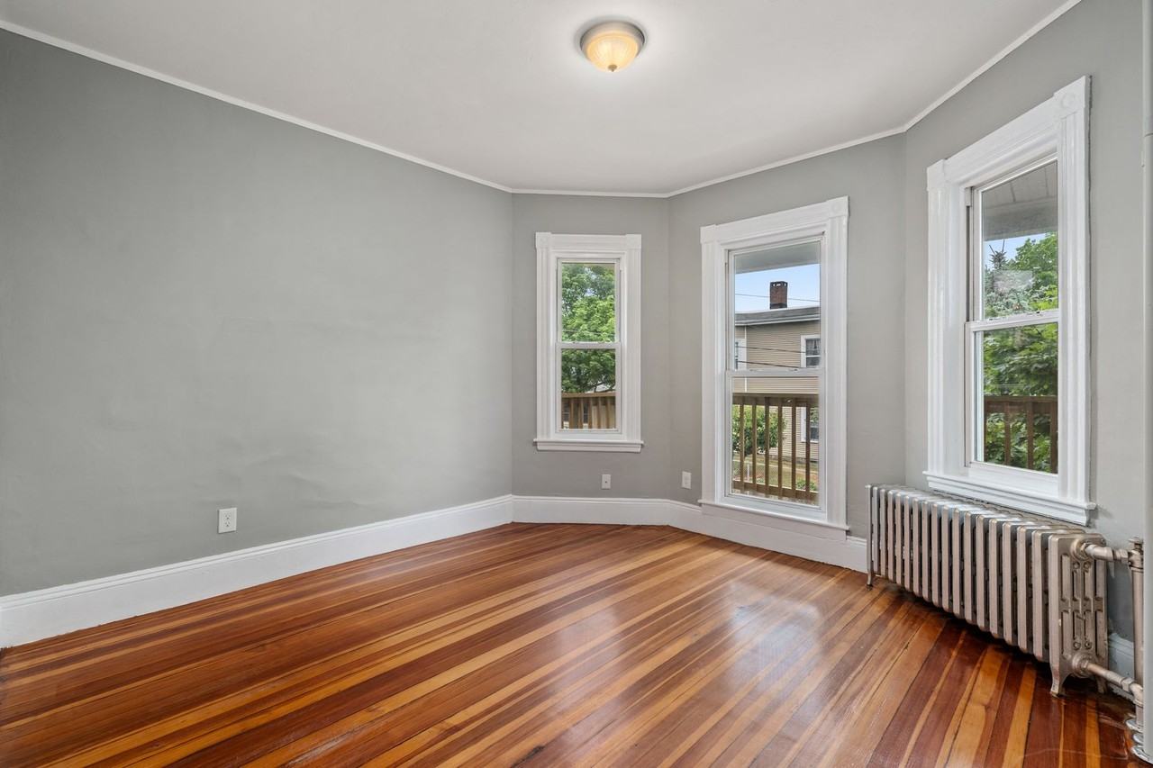 36 Bellevue St - Photo 6 of 21