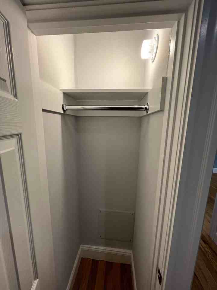 365 Oxford St - Photo 3 of 25