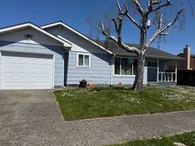 960 Maryland Ave - Photo 1 of 1