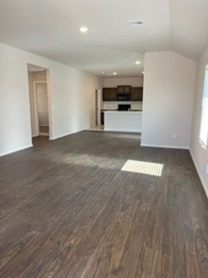 2921 Nw 195th St - Photo 2 of 9