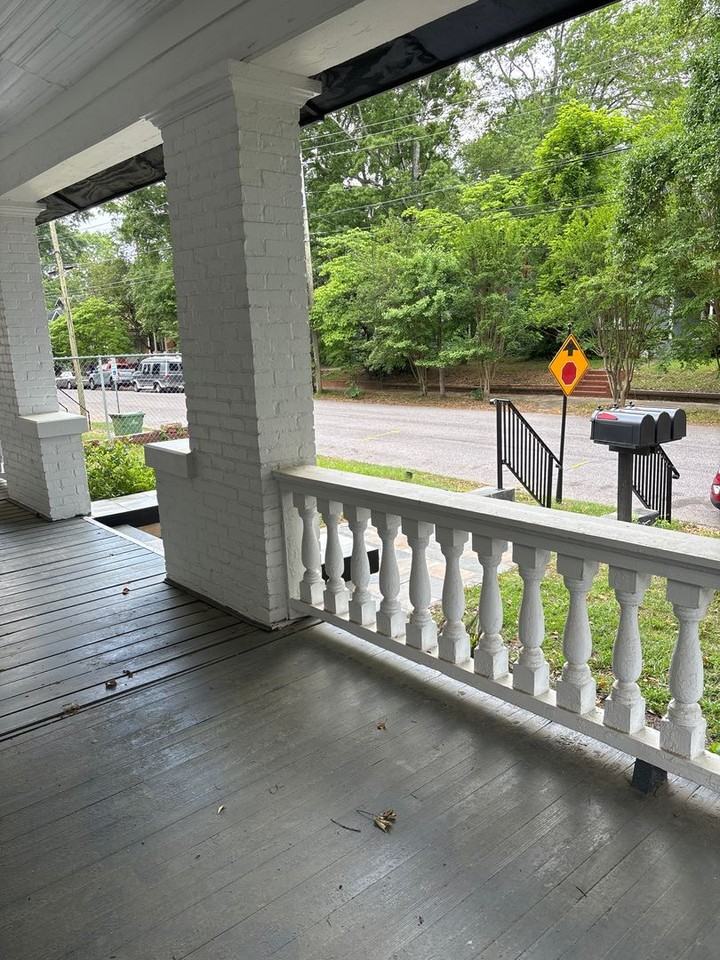 1215 S Hull St - Photo 7 of 35