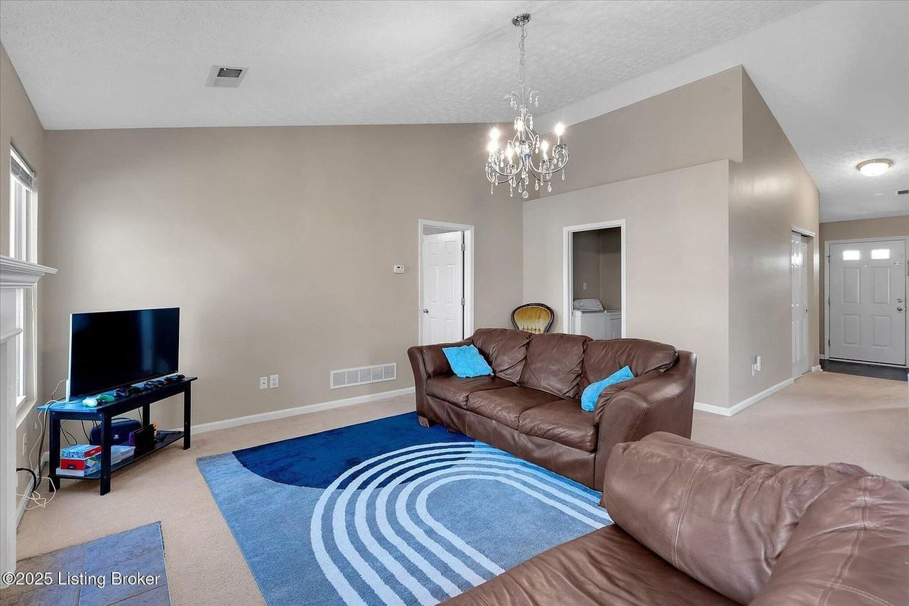 9700 River Trail Dr - Photo 5 of 29