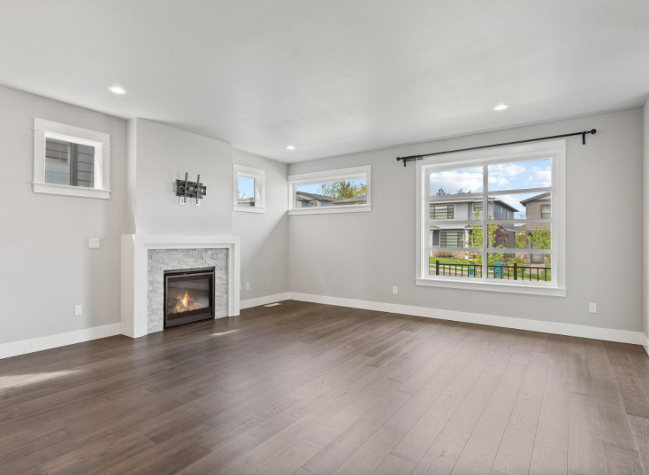 1082 Sw Dottie Ct - Photo 6 of 46
