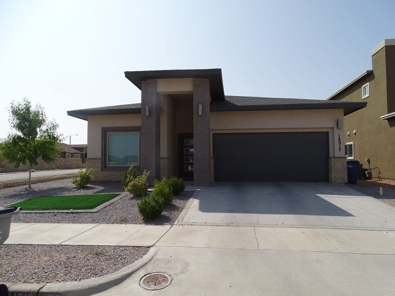 14912 Tim Hardaway Dr - Photo 3 of 37
