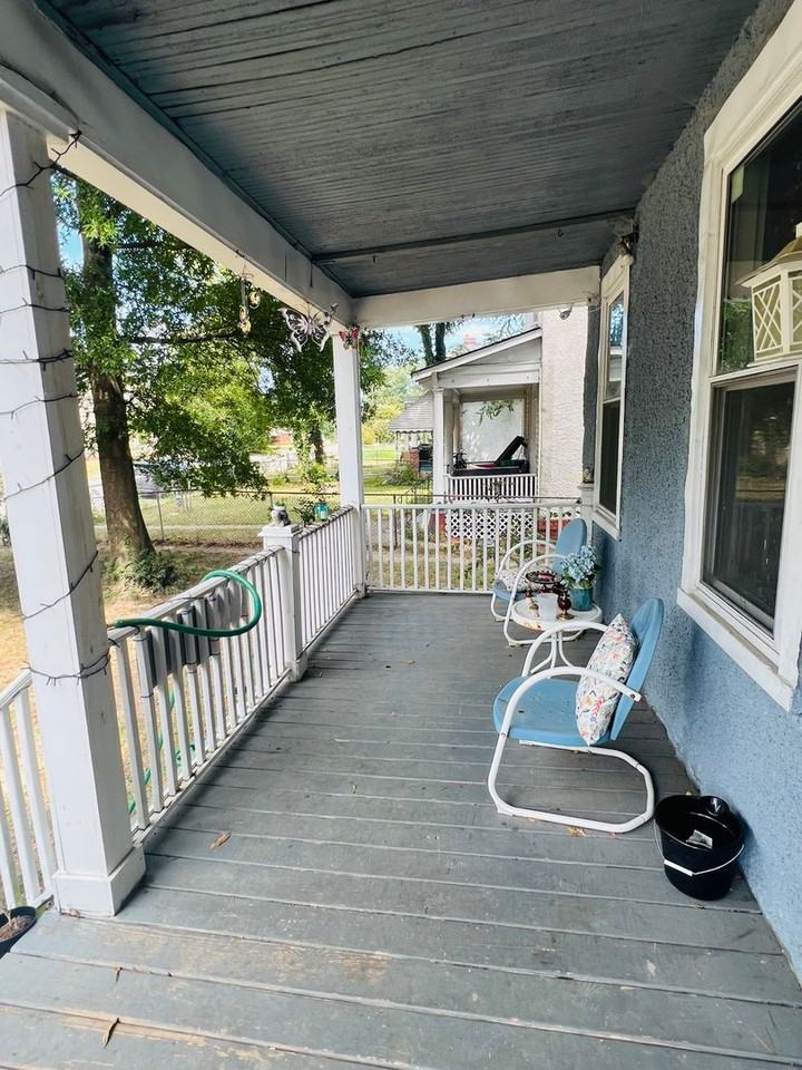 3103 Dill Ave - Photo 3 of 45