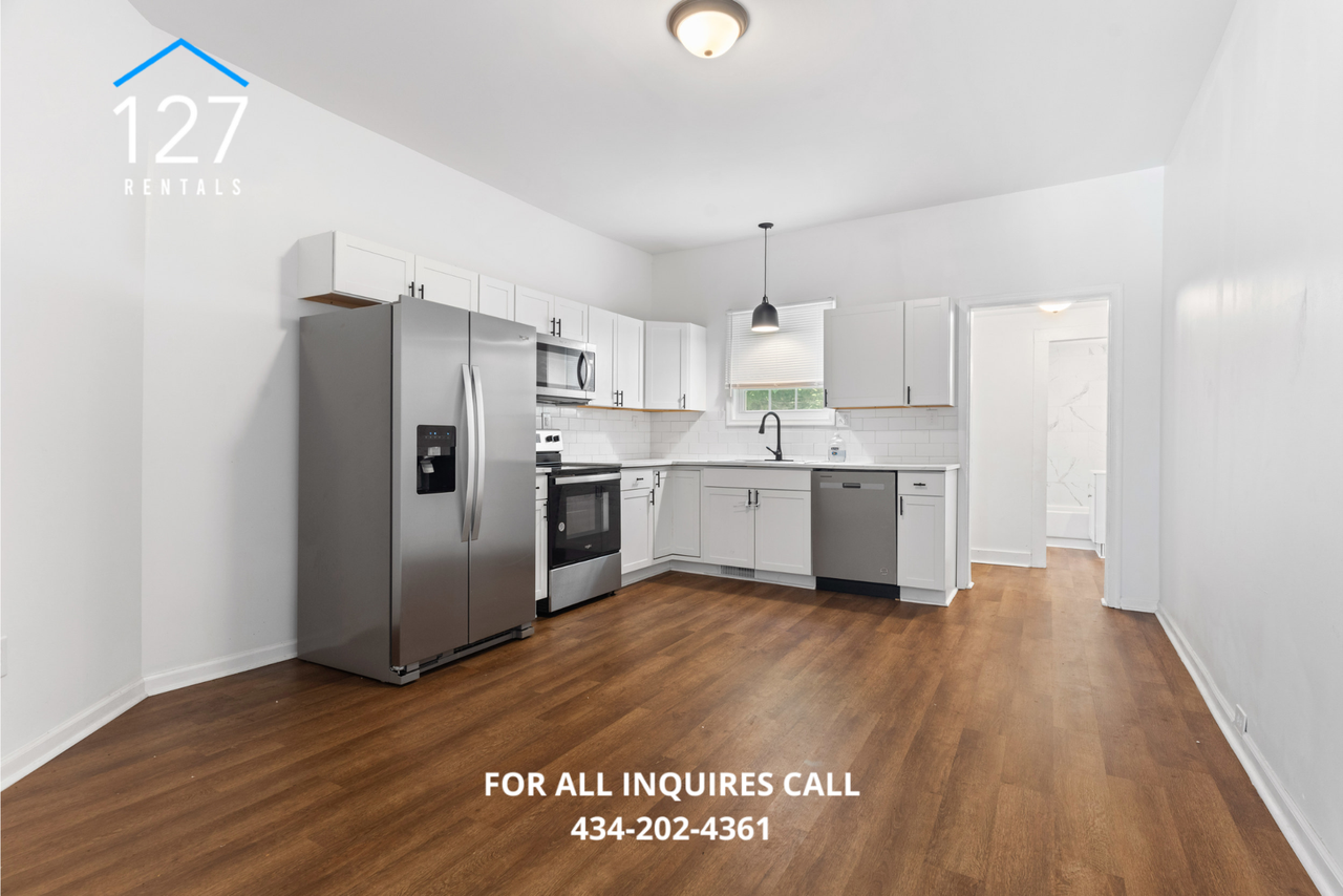 1010 Knight Street - Photo 3 of 14