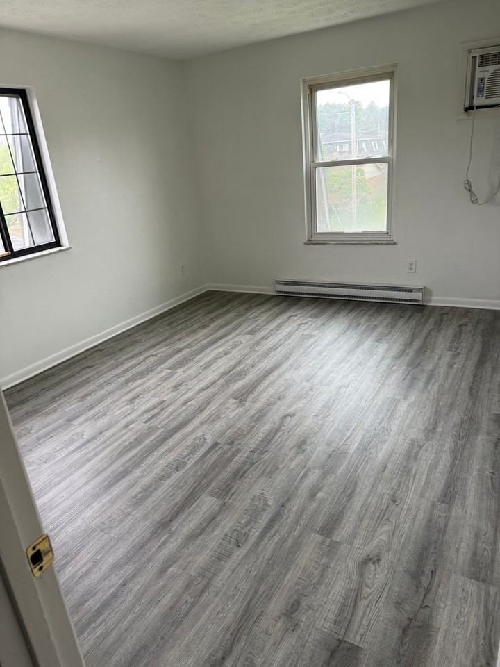 527-531 Grafton Ave - Photo 2 of 5