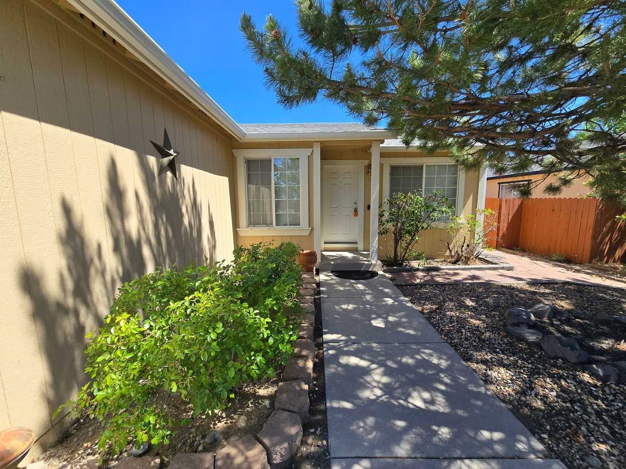 7349 Rubens Ct - Photo 3 of 19