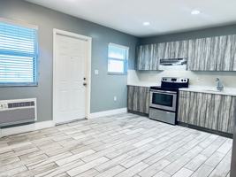 featured image of 1756 Nw 2nd Ct