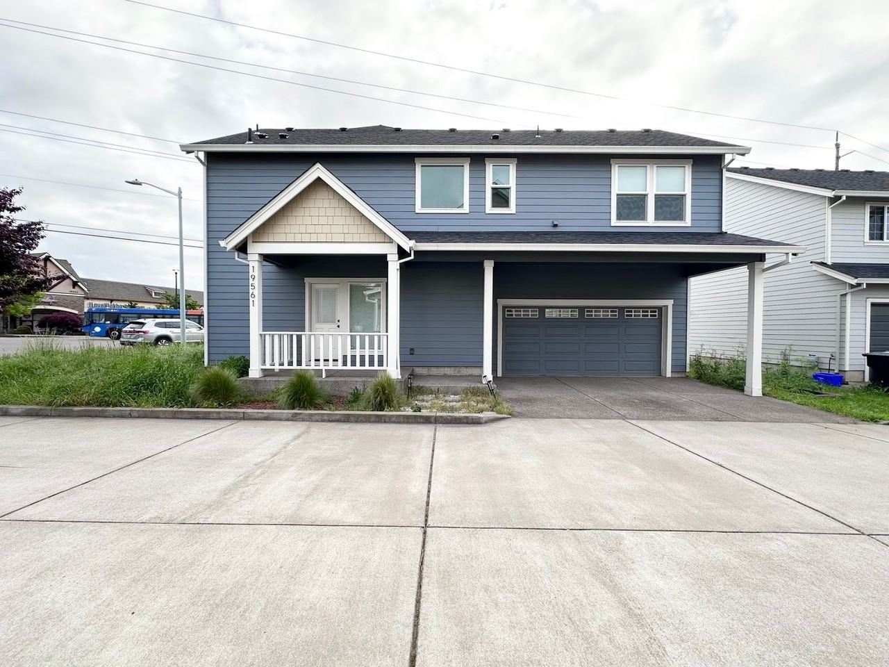 19561 Molalla Ave - Photo 2 of 28