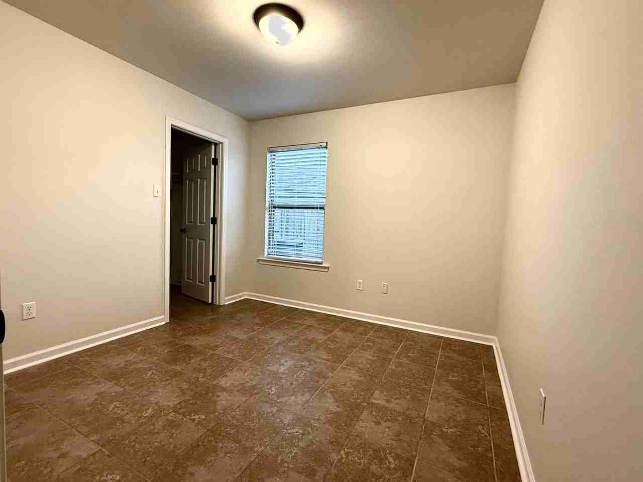 15390 Eaglestone Dr - Photo 7 of 14