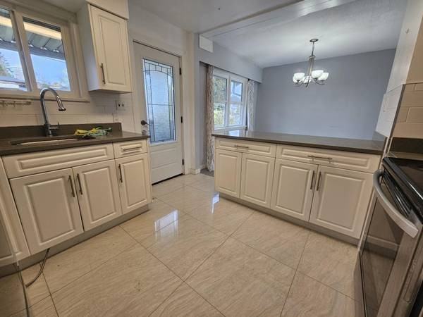 6549 Clinton Street - Photo 3 of 11