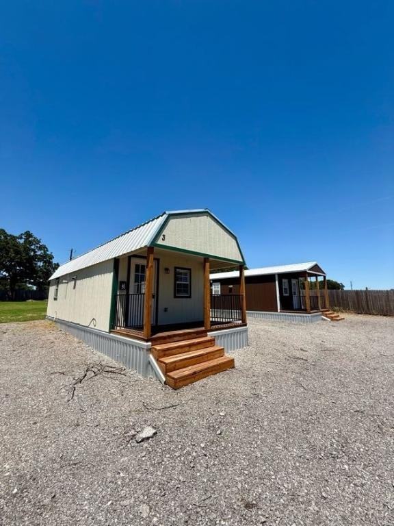 220 Davis Ford Ln - Photo 2 of 13