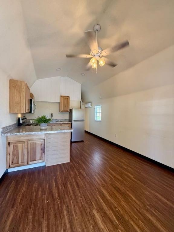 220 Davis Ford Ln - Photo 6 of 13