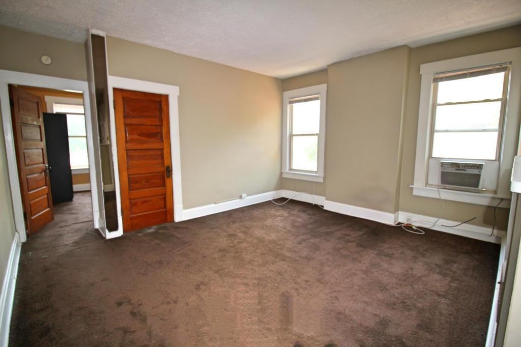 68 E Hudson St - Photo 2 of 19