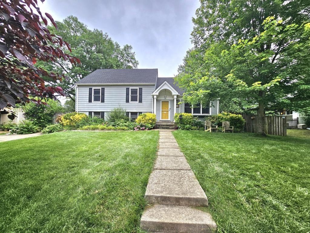 8503 Conover Pl - Photo 2 of 41