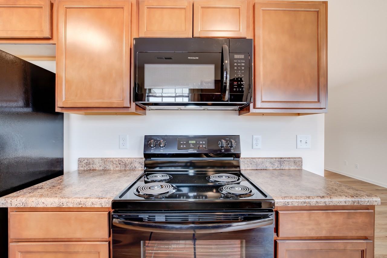 816 S Old Sevierville Pike #2 - Photo 3 of 22