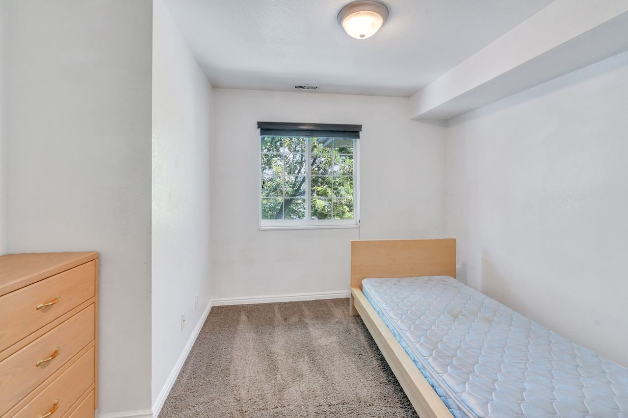 98 Westnorth Street #1 - Photo 4 of 23