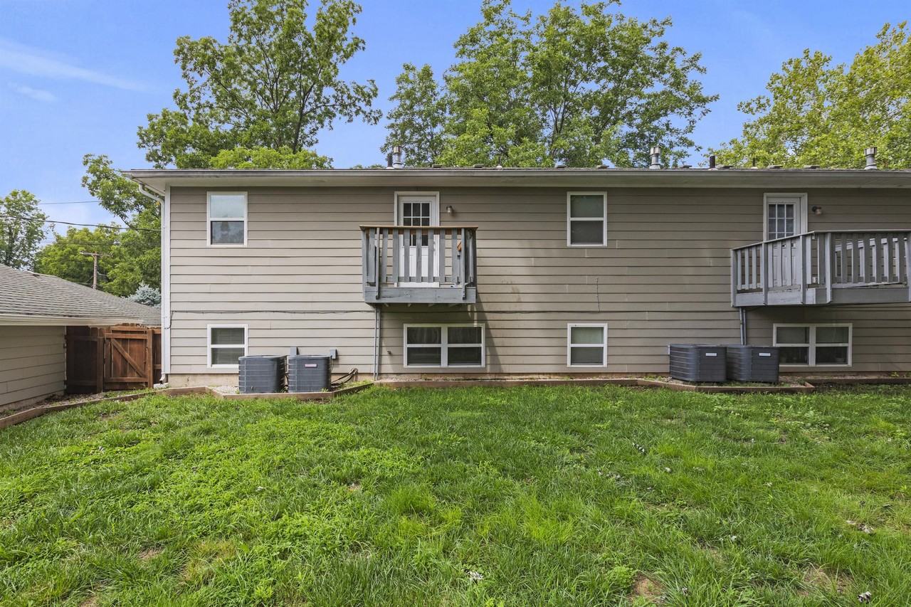 310 South 8Th Street #A - Photo 4 of 5