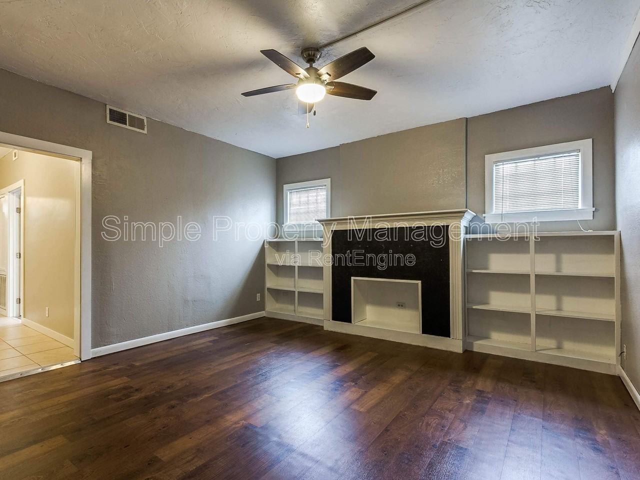 201 Nw 17th St #1 - Photo 4 of 16