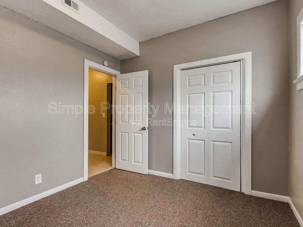 201 Nw 17th St #1 - Photo 5 of 16