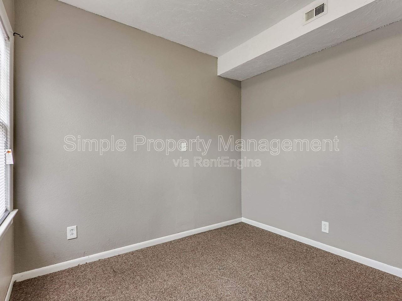 201 Nw 17th St #1 - Photo 6 of 16