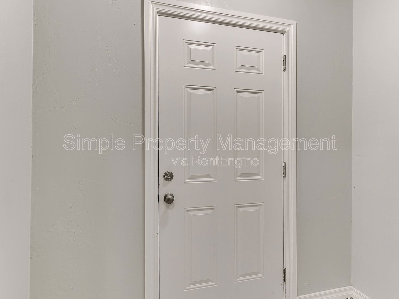 1841 N Gatewood Ave - Photo 4 of 22