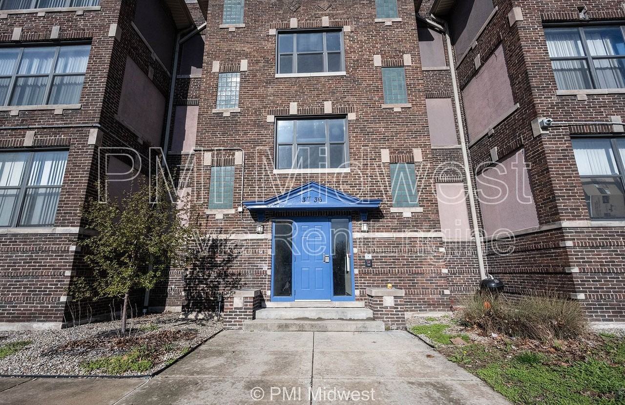 3736 N Meridian St #4 - Photo 2 of 19